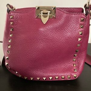 Brand New never used Valentino Garavani (raspberry pink)